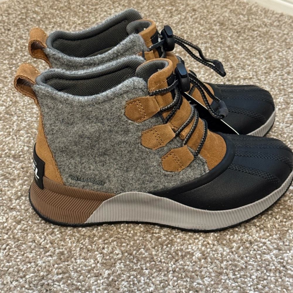 Sorel Out N About Classic Winter Boots with Waterproof Design